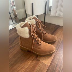 Timberland Women's Courmayeur Valley 6-Inch Waterproof Faux-Fur Boots -Size: 8.5